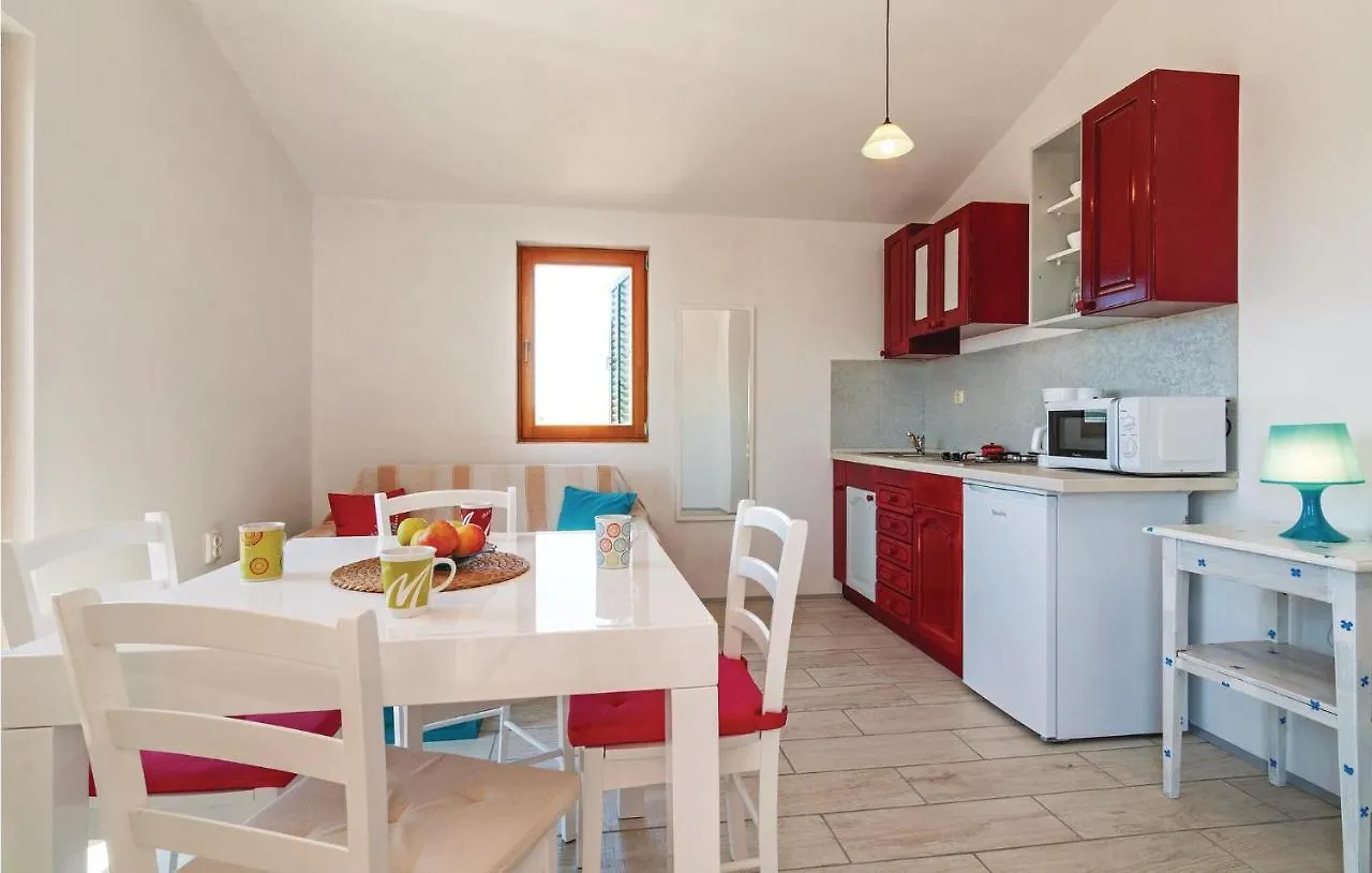 Cozy Apartment In Maslenica With Kitchen 0*,  Croatia