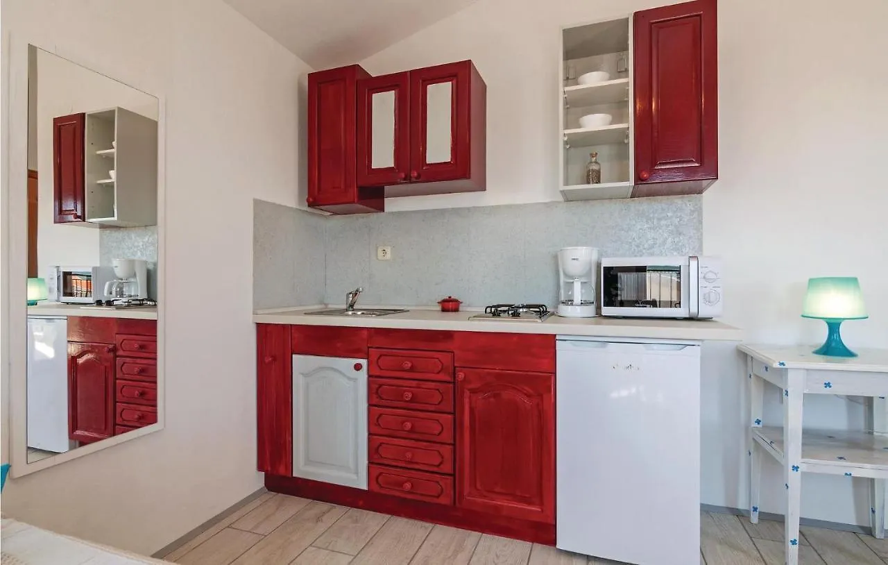 Cozy Apartment In Maslenica With Kitchen Croatia
